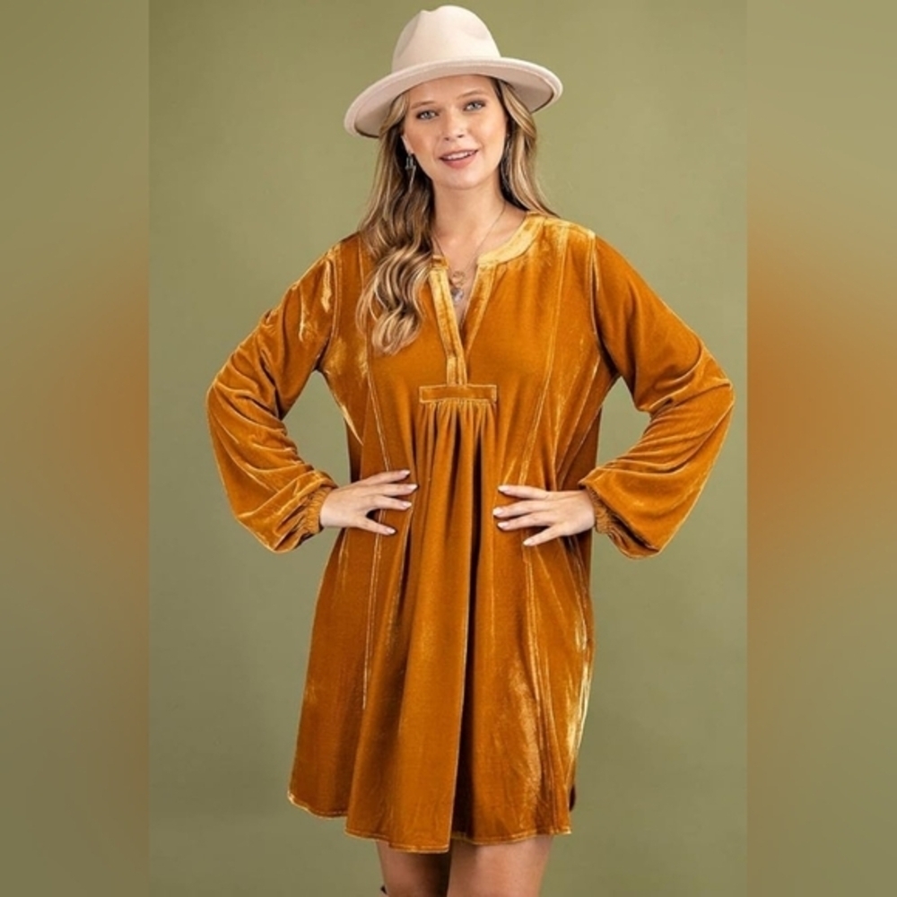 Easel‎ Women's Long Sleeve Soft Velvet Tunic Dress with Pockets Size Medium